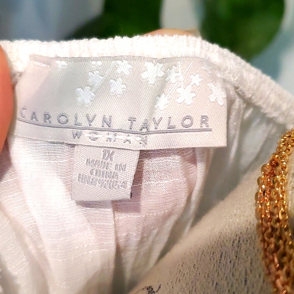 Carolyn Taylor tunic - Picture 7 of 7